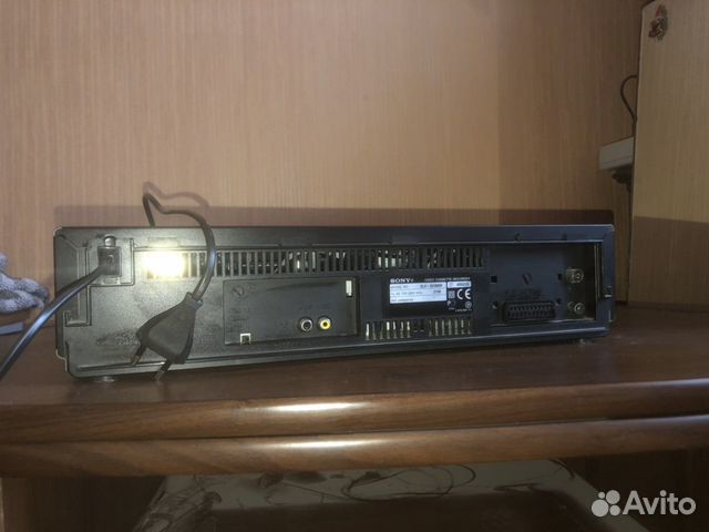 Видеомагнитофон Sony SLV-SE500