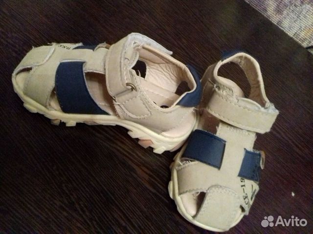 Детские сандали