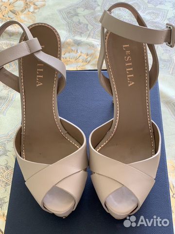 Босоножки Lesilla