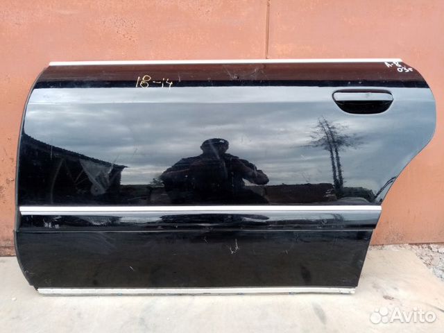 Дверь задняя левая Audi A8 4D 4.2 Дверь задняя левая Audi A8 4D 4.2