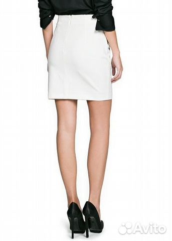 Белая юбка с черными кожаными вставками Mango Белая юбка с черными кожаными вставками Mango