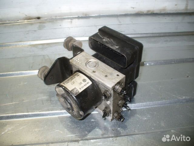 VW Golf 6 09-12 Блок ABS насос VW Golf 6 09-12 Блок ABS насос