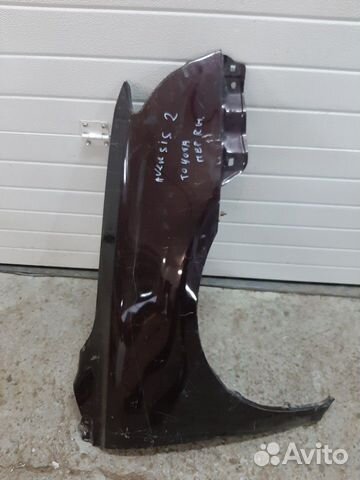 Toyota avensis 2 крыло правое