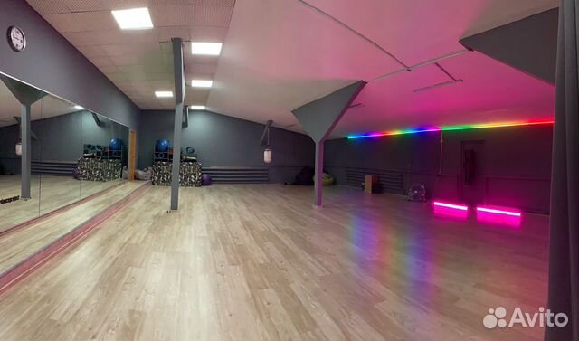 Аренда зала В центре города по часам