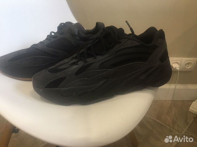 Кроссовки Adidas Yeezy Boost 700 Кроссовки Adidas Yeezy Boost 700