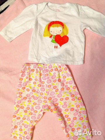 Боди и брючки на девочку (2комплекта) на р. 62, 68 Боди и брючки на девочку (2комплекта) на р. 62, 68