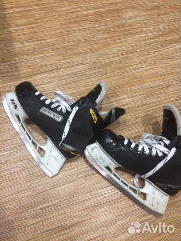 Коньки хоккейные