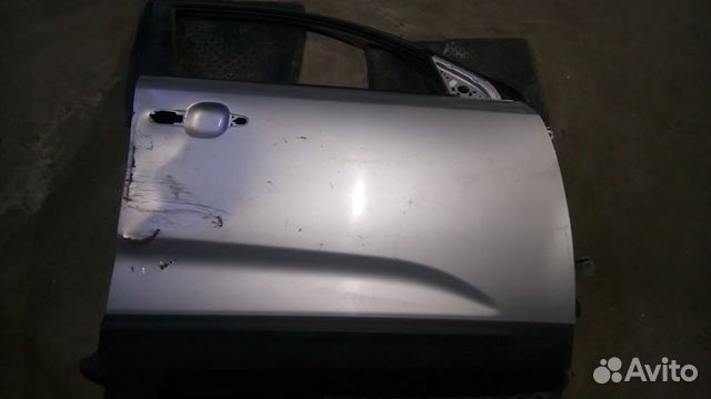 Дверь передняя правая для Kia Sorento XM 2009