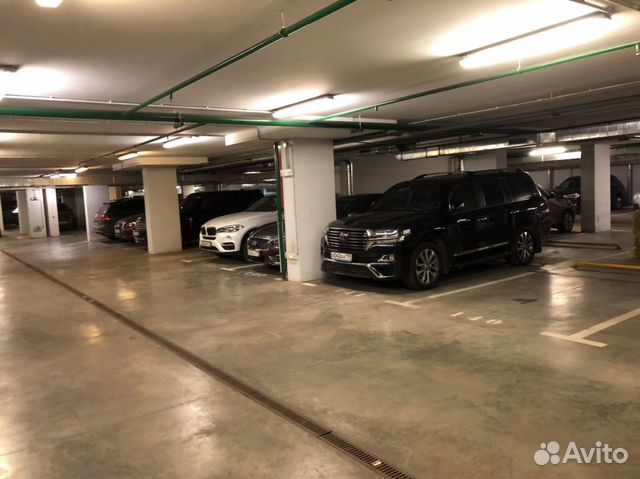 Машиноместо, 14 м² Машиноместо, 14 м²