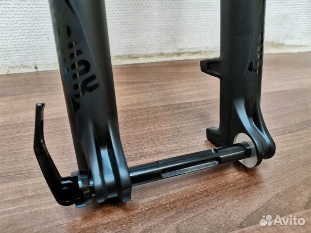 Воздушная вилка Rock Shox Recon RL (новая)