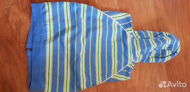 Кофта Адидас на молнии с капюшоном Кофта Адидас на молнии с капюшоном