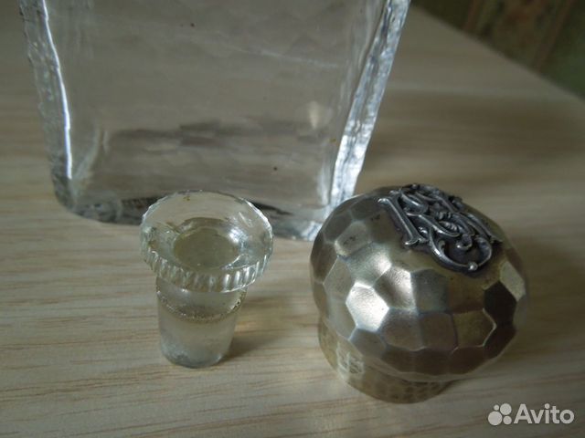 Флакон для духов 19 в.серебряная пробка