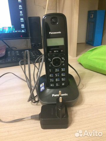 Телефон Panasonic KX-TG1611RU Телефон Panasonic KX-TG1611RU