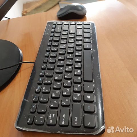 Компьютер (неттоп Acer revo 80,монитор Viewsonic)