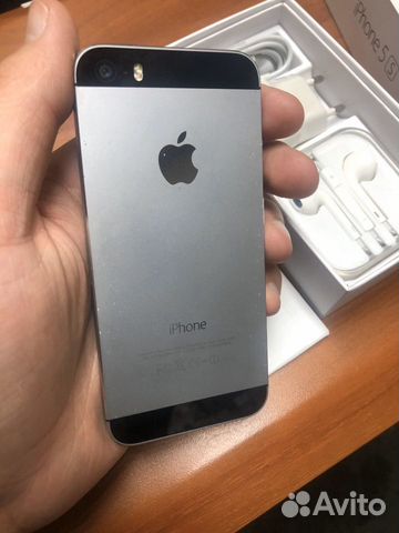 iPhone 5s Новый акб стоит