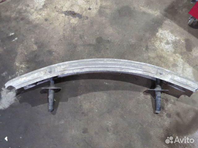 Усилитель переднего бампера BMW E46
