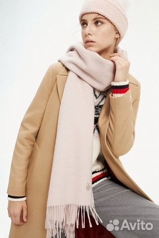 Шарф - плед с бахромой Tommy Hilfiger Шарф - плед с бахромой Tommy Hilfiger
