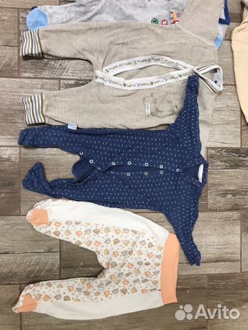 Пакетом вещи до 68 см Пакетом вещи до 68 см