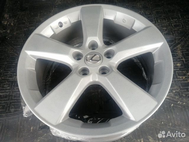 R18 5x114,3 Лексус350 Тойота диски оригинал 4штуки