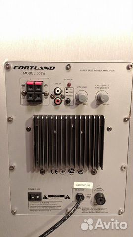 Активный сабвуфер Cortland 002W Активный сабвуфер Cortland 002W