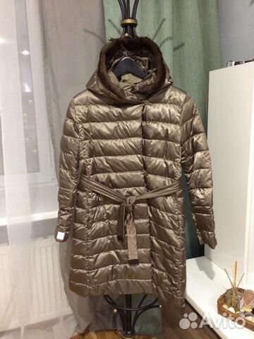 Пуховик Weekend Max Mara