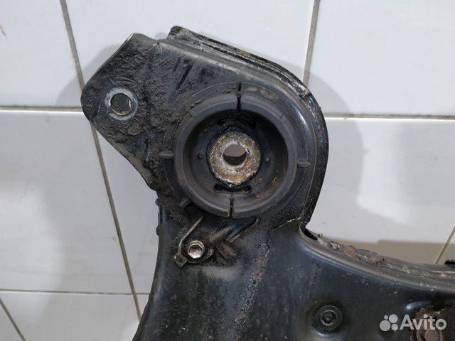 Подрамник передний 5110006010 Toyota Camry XV10