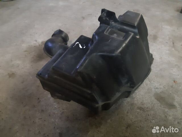 Корпус воздушного фильтра Ford Focus 2 05-07 Корпус воздушного фильтра Ford Focus 2 05-07