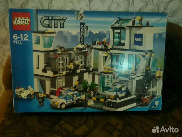 Lego City Полицейский участок Lego City Полицейский участок