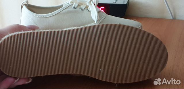 Абсолютно новые слипоны (кеды) H&M Абсолютно новые слипоны (кеды) H&M