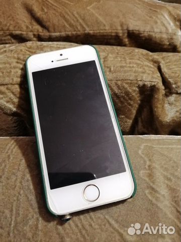 Телефон iPhone 5s Телефон iPhone 5s