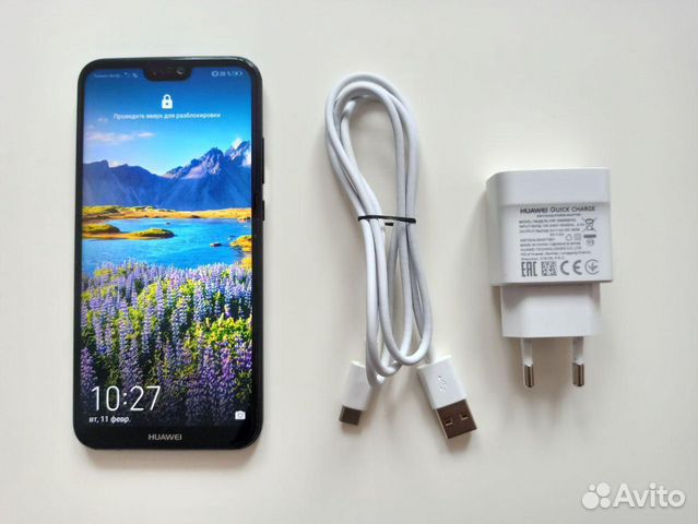 Смартфон Huawei p20 lite (телефон)