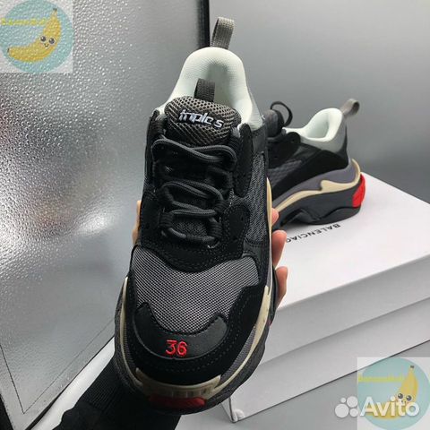 Кроссовки Balenciaga Triple S Кроссовки Balenciaga Triple S
