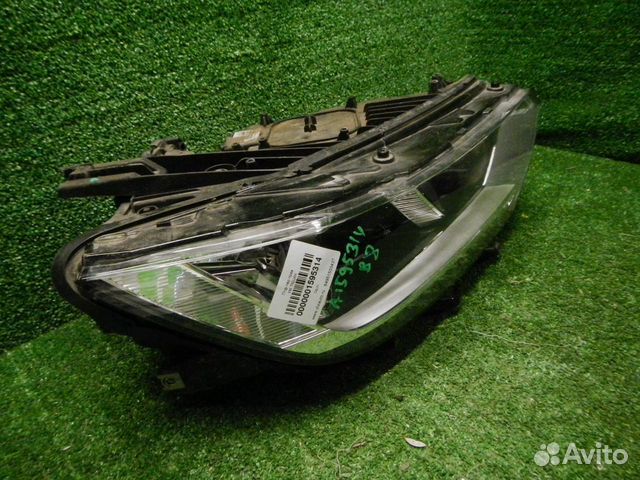 Фара правая VW Passat B8 (15-н.в) LED 3G1941036L