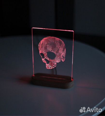 Ночник череп