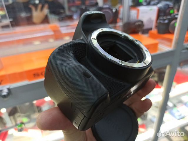 Canon EOS 100D Body пробег 5.966 кадров Canon EOS 100D Body пробег 5.966 кадров