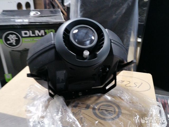 Свет Martin EGO 03 прибор эффектов