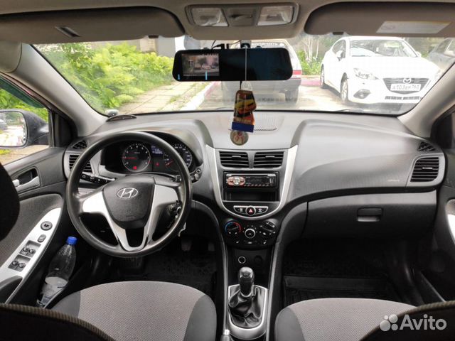 Hyundai Solaris 1.4 МТ, 2012, 158 000 км Hyundai Solaris 1.4 МТ, 2012, 158 000 км