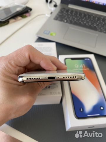 В продаже iPhone X 64 Серебро Идеальный