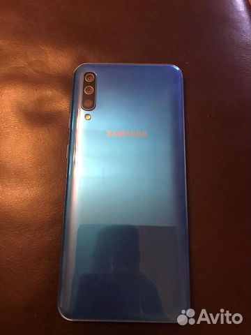 Телефон Samsung Телефон Samsung