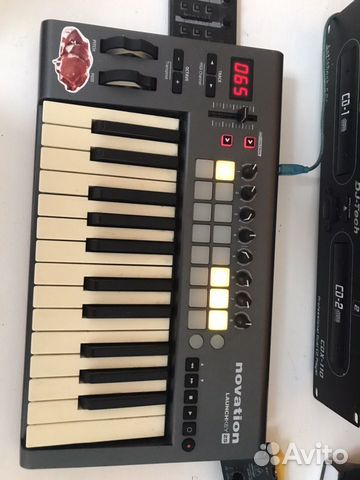 Novation launch key 25 Novation launch key 25