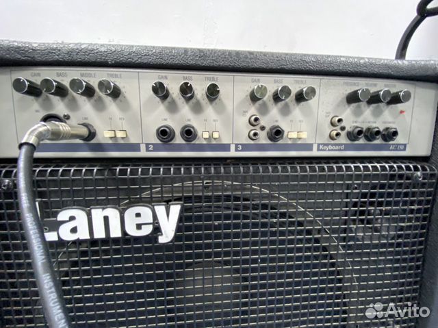 Басовый комбик Laney KC 150