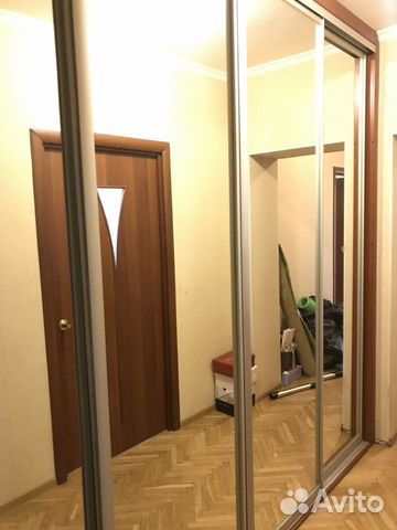 Встроенный шкаф-купе 4-х дверный, зеркальный