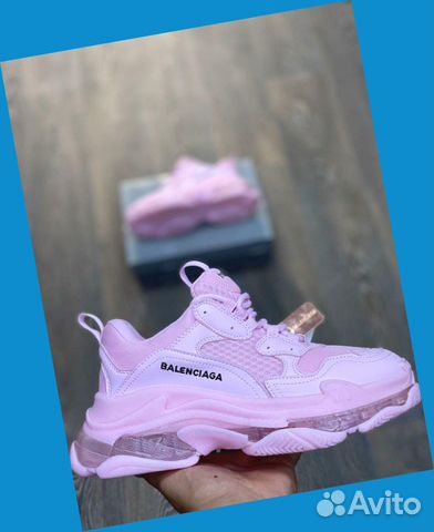 Кроссовки Balenciaga Triple S Кроссовки Balenciaga Triple S