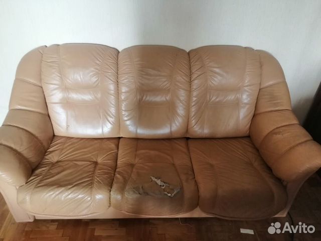 2а Кожанных кресло и диван
