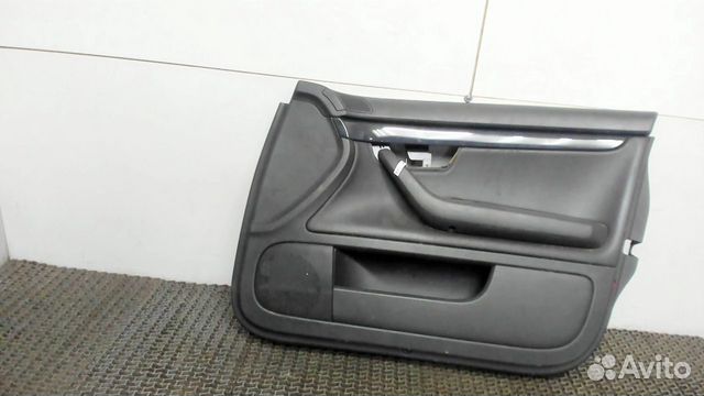 Обшивка двери правая передняя Audi A4 (B6), 2004 Обшивка двери правая передняя Audi A4 (B6), 2004