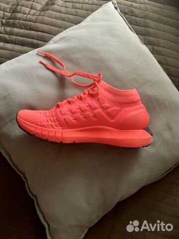 Кроссовки Under Armour Hovr