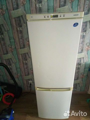 Холодильник Samsung RL28dbsw