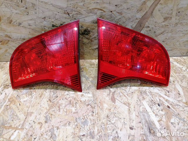Фонарь задний в 5ую дверь Audi A4 B7