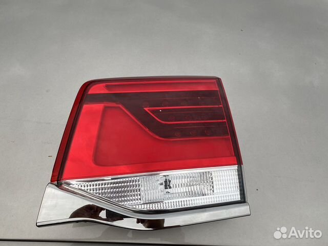 Фонарь правый внутренний Toyota Land Cruiser 200 2