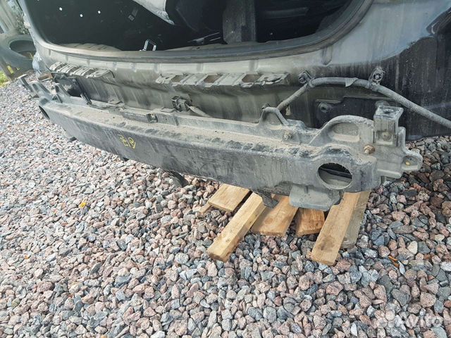 Всборе усилитель заднего бампера Genesis G80 2017